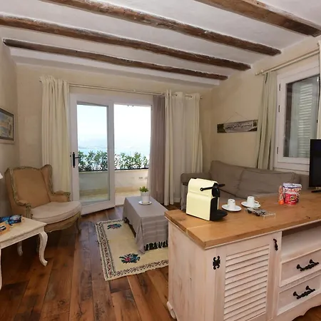 Unique-boutique Class - Adults Only Hotel 3*