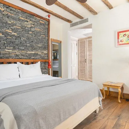 Unique-boutique Class - Adults Only Szálloda 3*