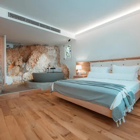 Hotel Unique-boutique Class - Adults Only 3*