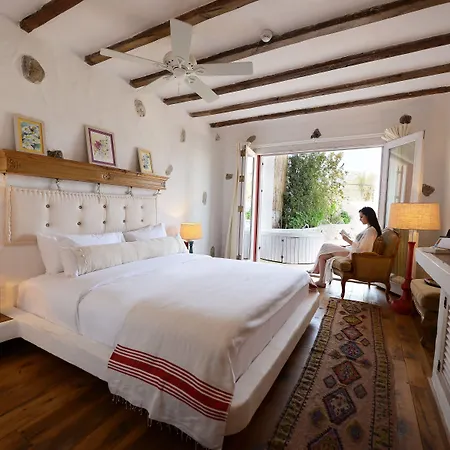 Ξενοδοχείο Unique-boutique Class - Adults Only 3*
